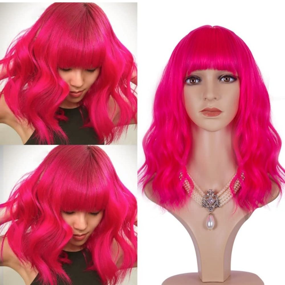 Short wigs with bangs